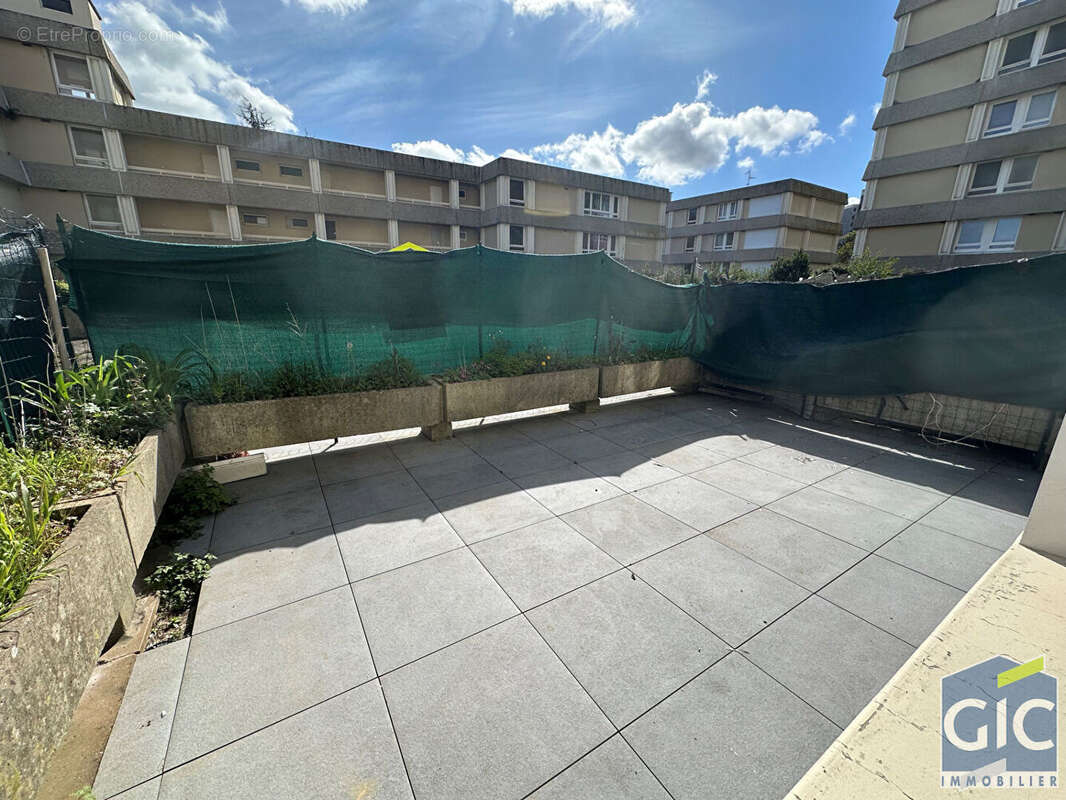 Appartement à HEROUVILLE-SAINT-CLAIR