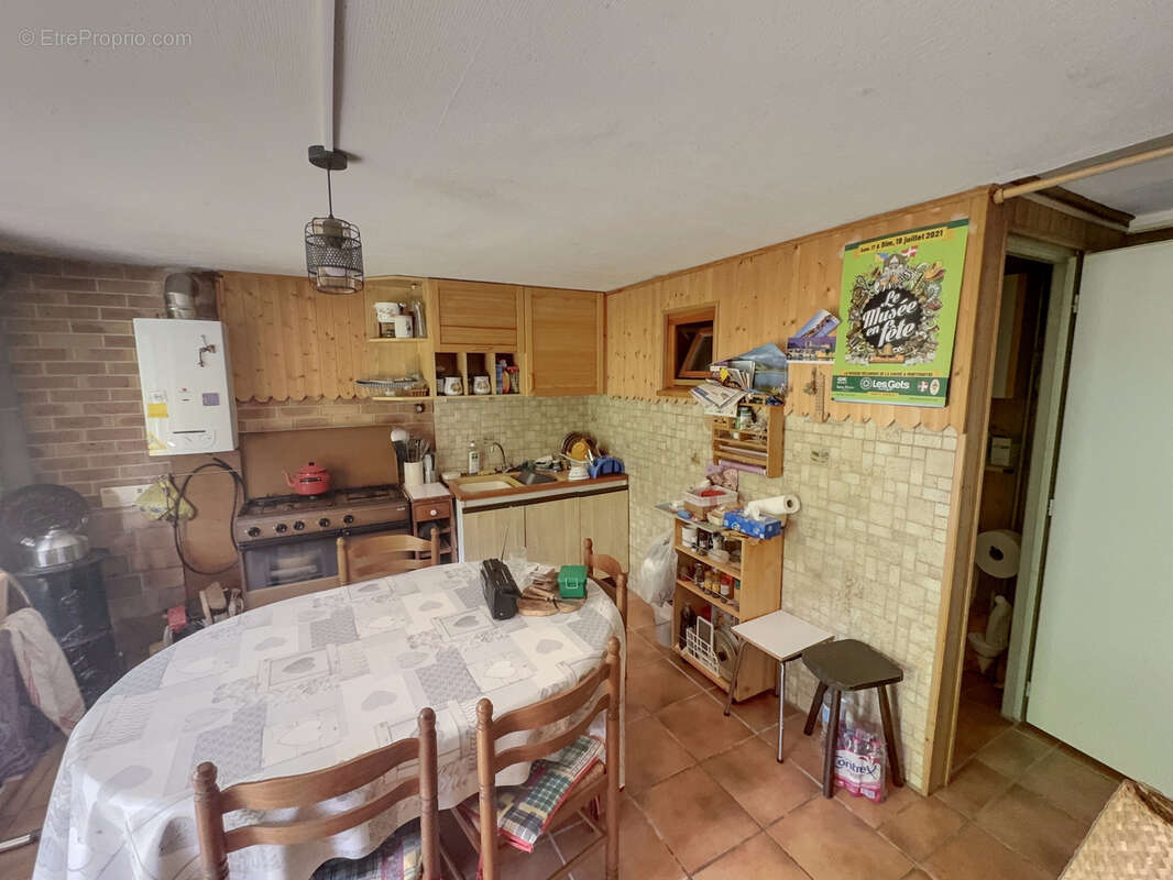 Maison à ESSERT-ROMAND