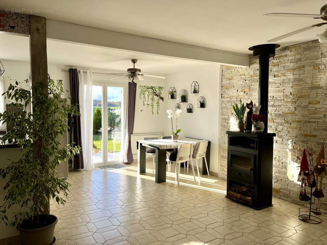 Maison à MILLY-LA-FORET