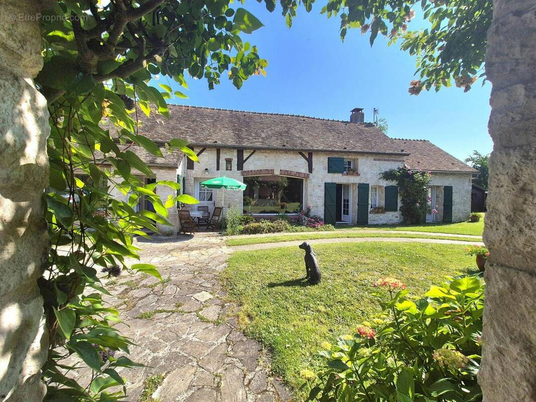 Photo 1 - Maison à BOISSY-MAUVOISIN