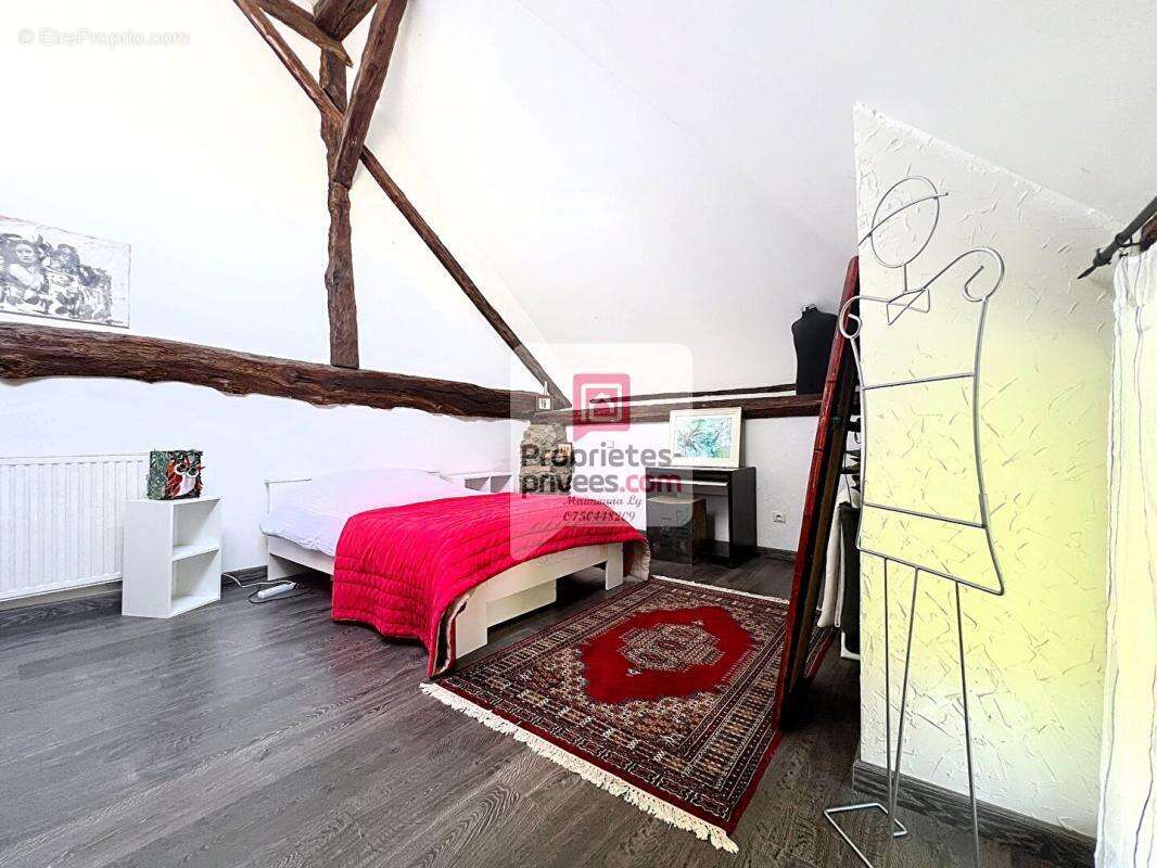 Maison à GILLY-SUR-ISERE