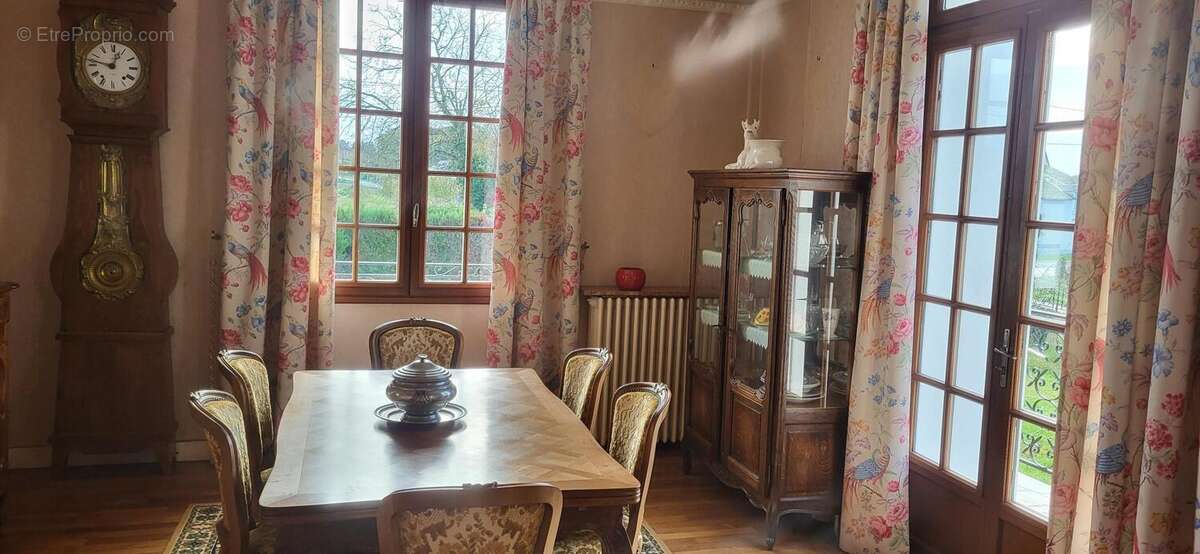 Photo 2 - Maison à VICQ-SUR-GARTEMPE