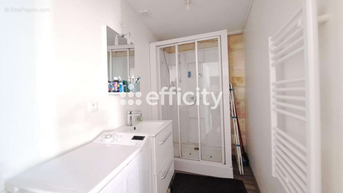 Appartement rénové - photo 11