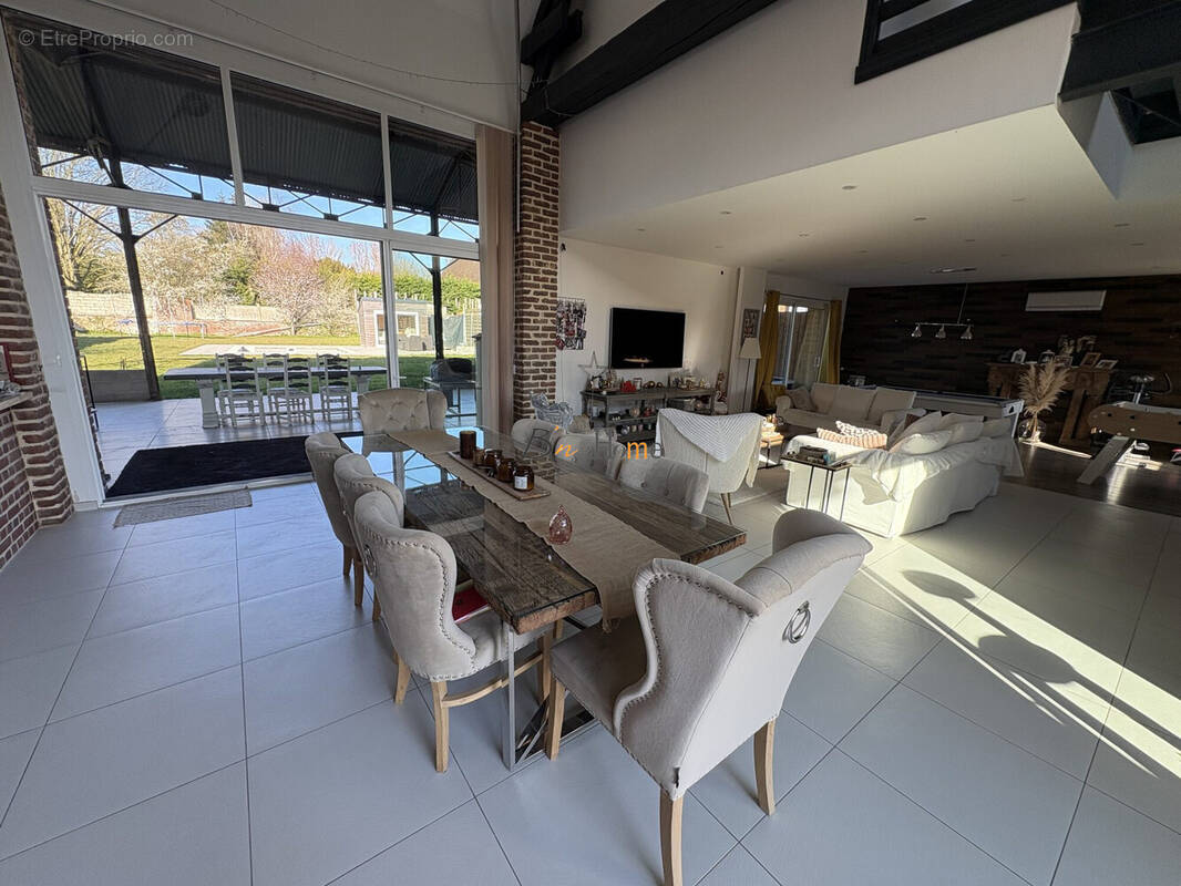 Maison à FONTAINE-NOTRE-DAME