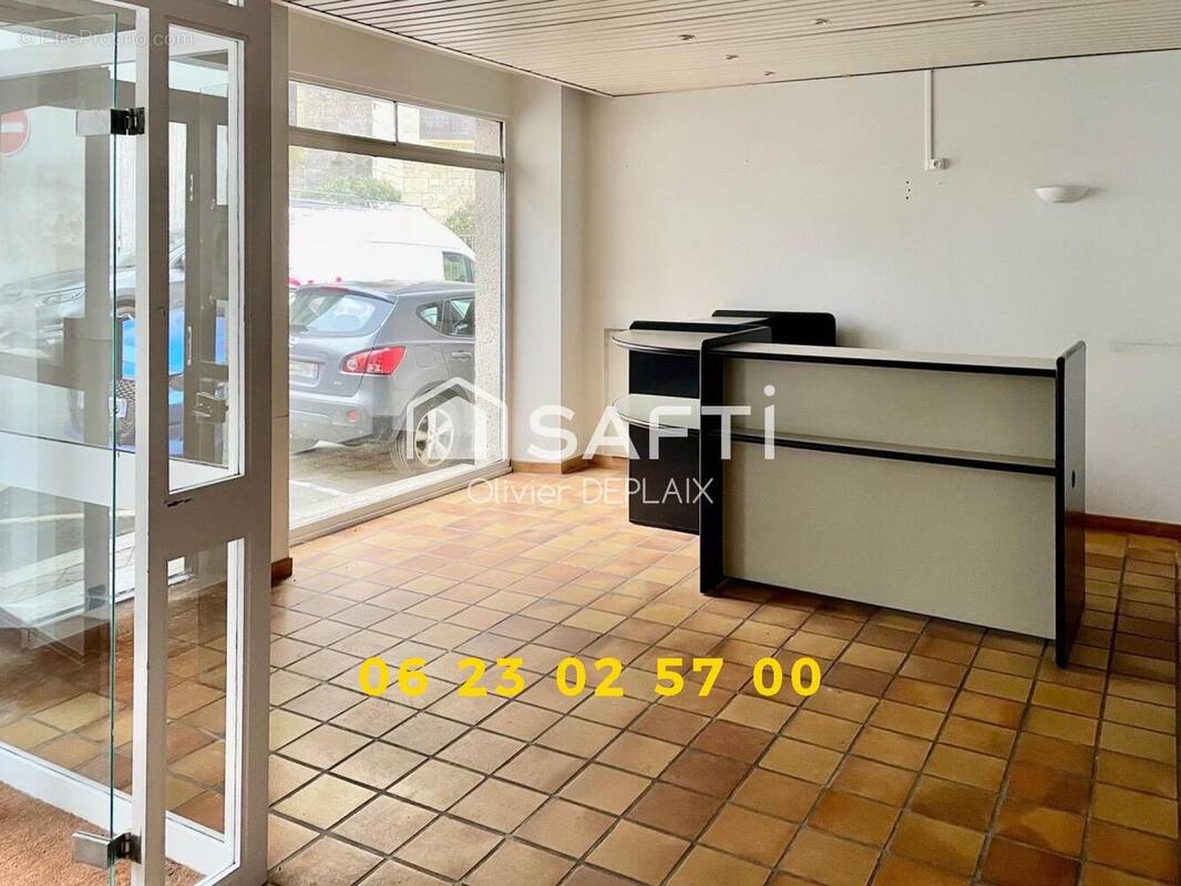 Photo 1 - Commerce à NERAC