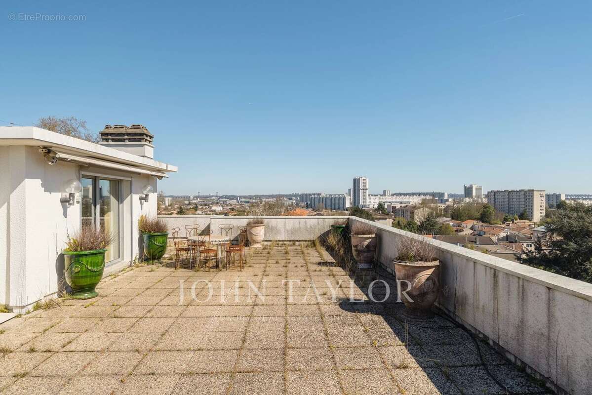 Appartement à LE BOUSCAT