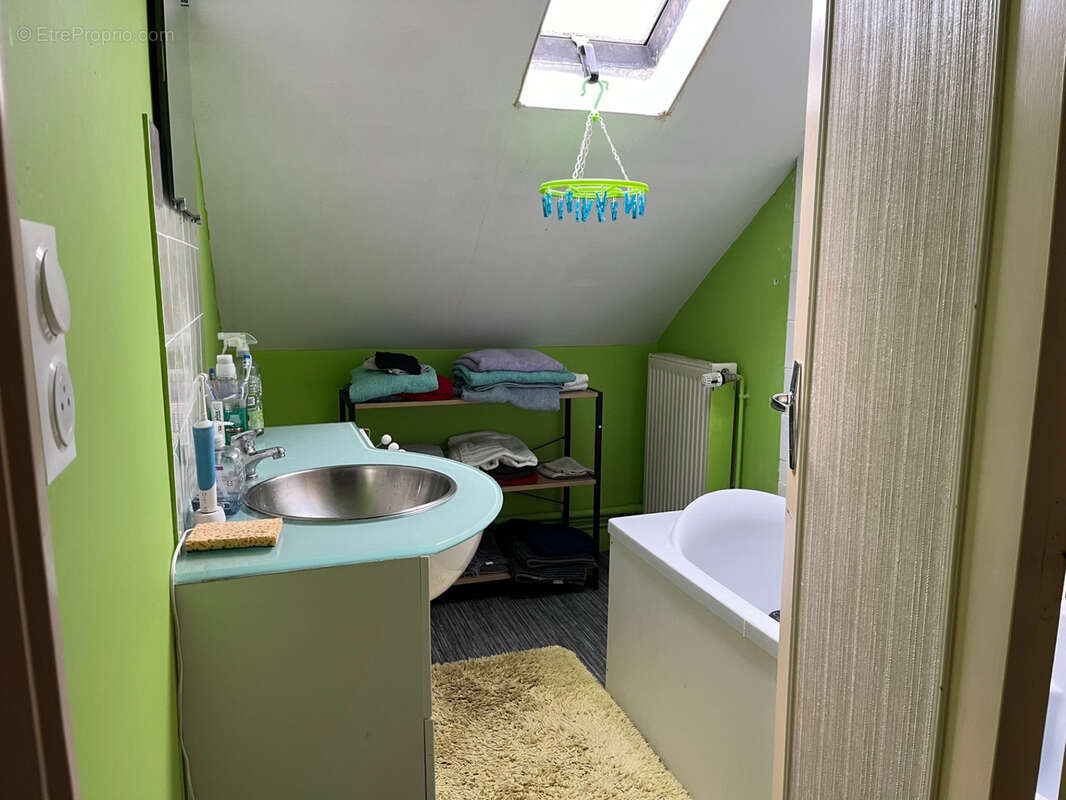 Maison à COUSSAC-BONNEVAL