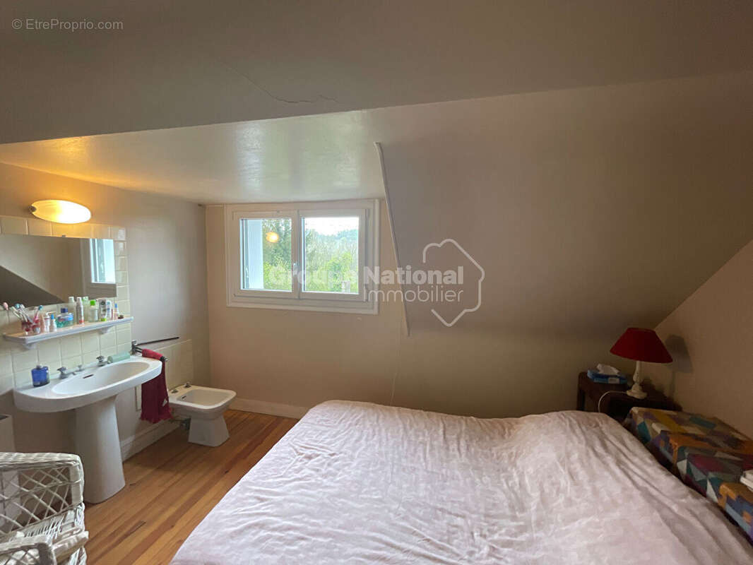 Maison à PIERREFONDS