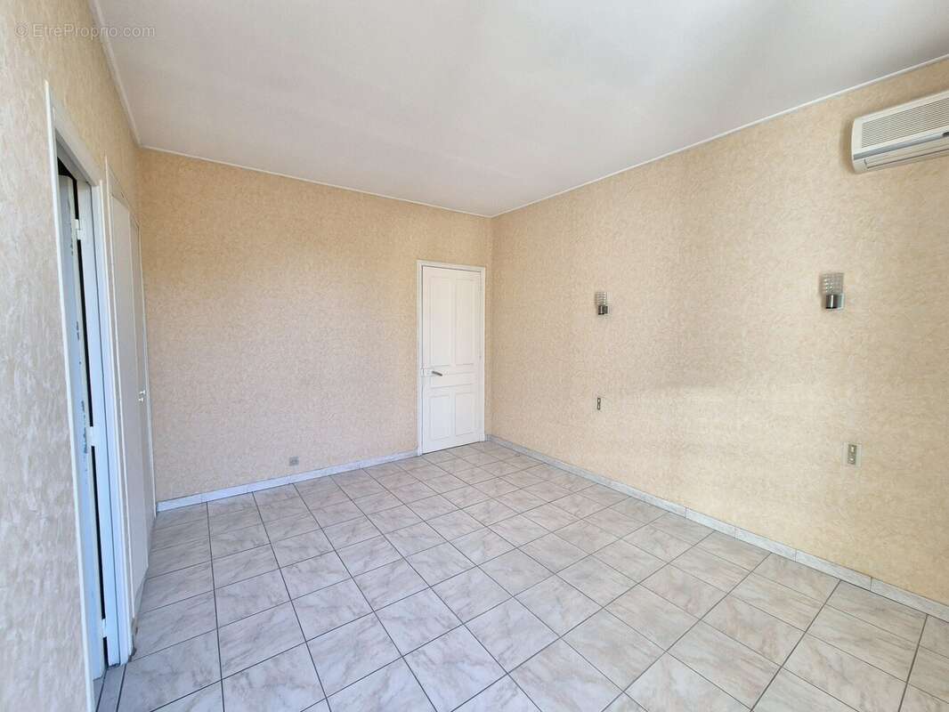 Maison à PUISSERGUIER