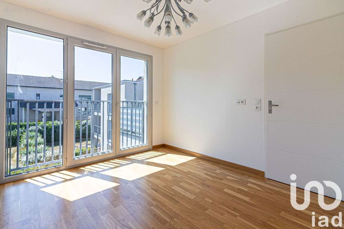 Photo 6 - Appartement à GENAS