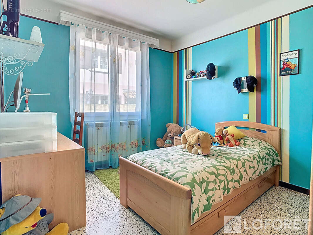 Maison à SAINT-VICTORET