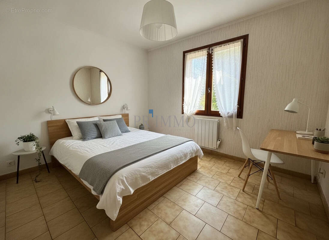 Villa de plain pied sur 668 m2 aux arcs sur argens - photo 8