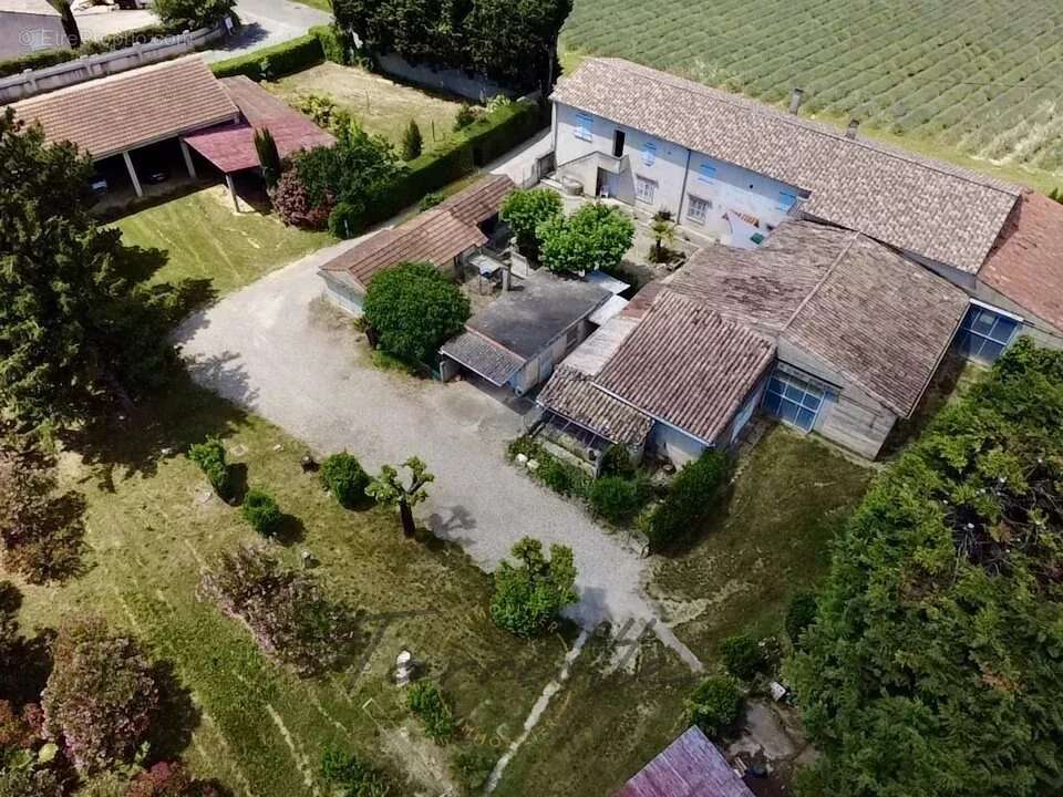Appartement à MONTELIMAR