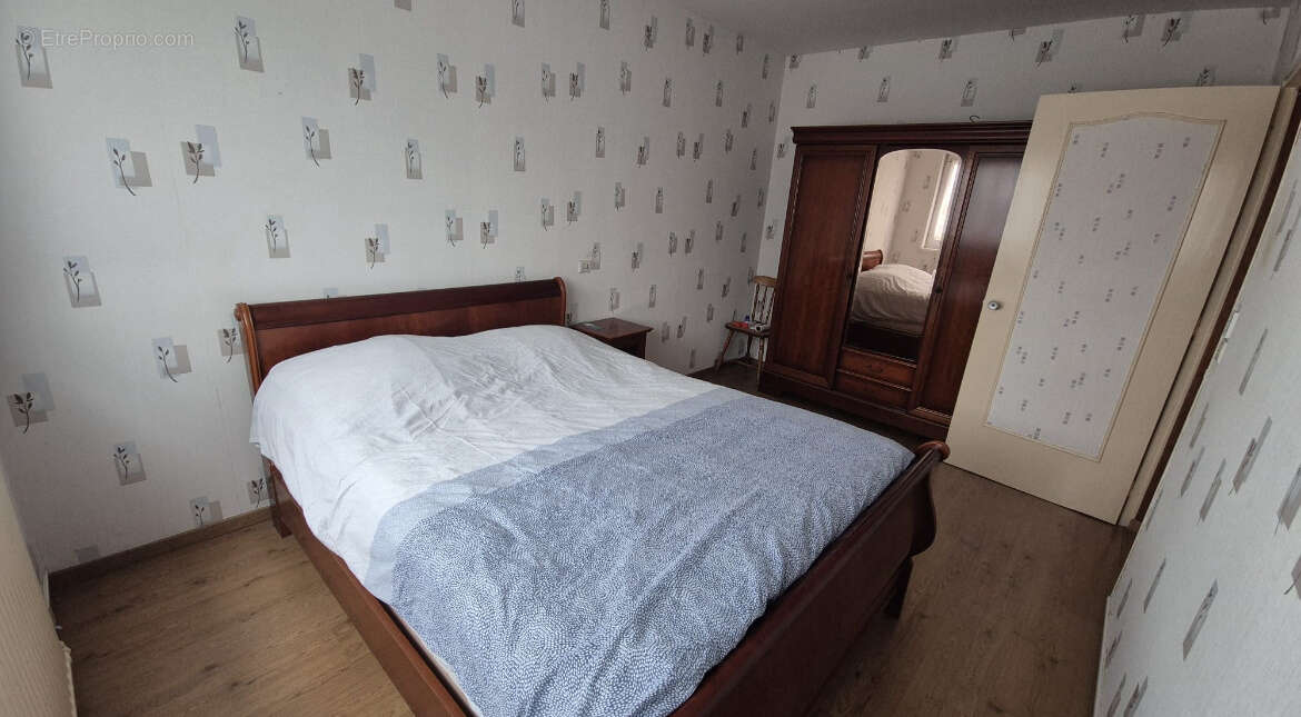 Maison à MONTIGNY-EN-GOHELLE