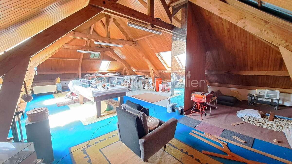 Maison à TOURS-EN-VIMEU