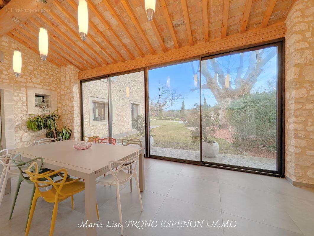 Maison 471 m² à Velleron  - photo 7