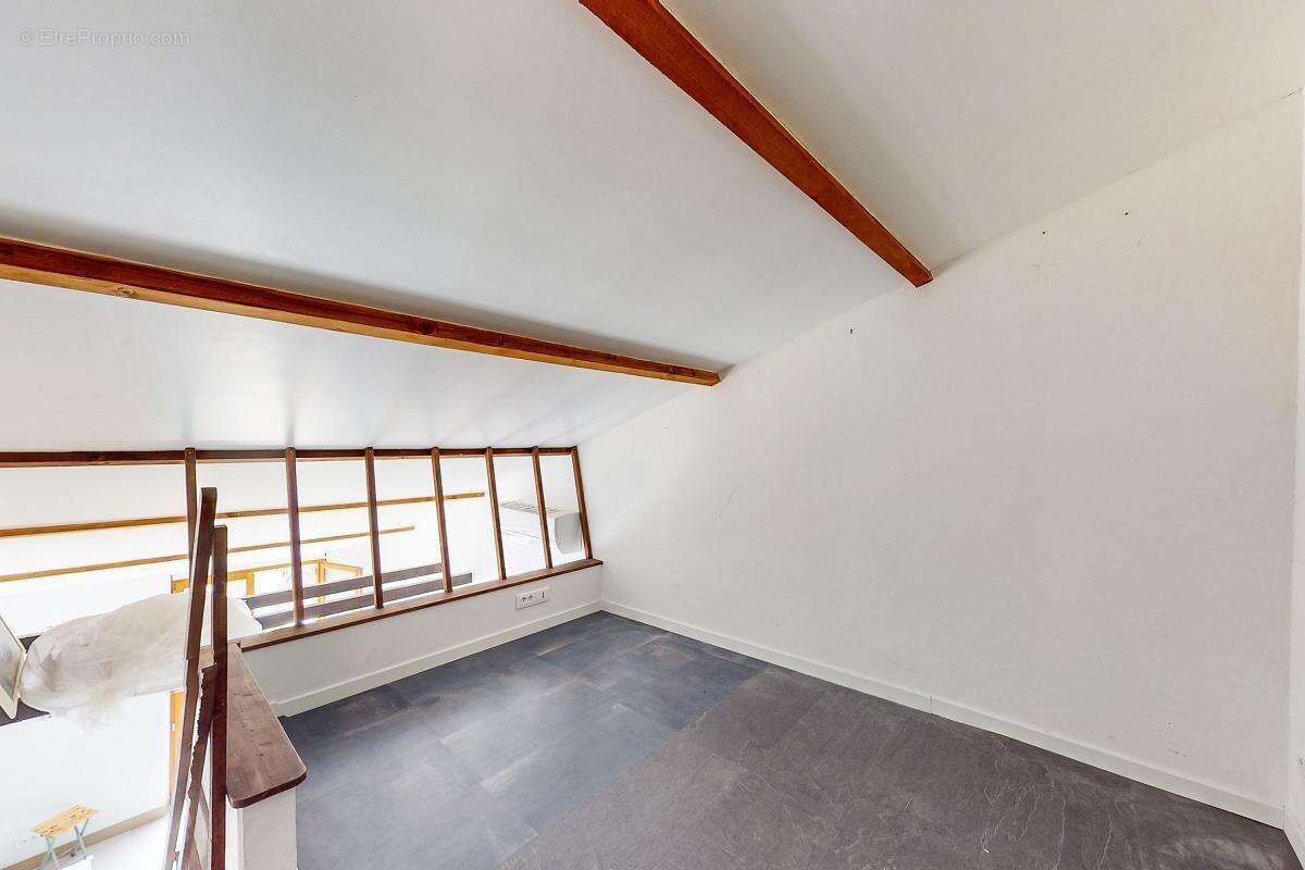 Appartement à CARNOUX-EN-PROVENCE