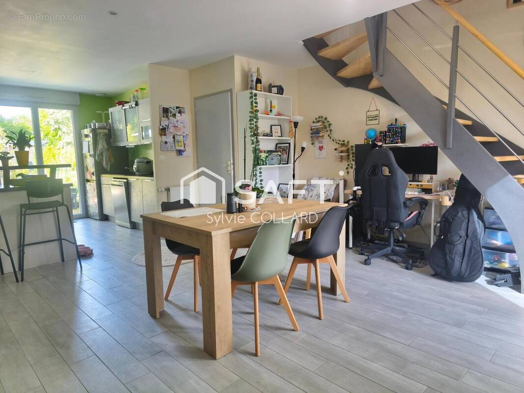 Photo 1 - Maison à LA CHAPELLE-DES-MARAIS