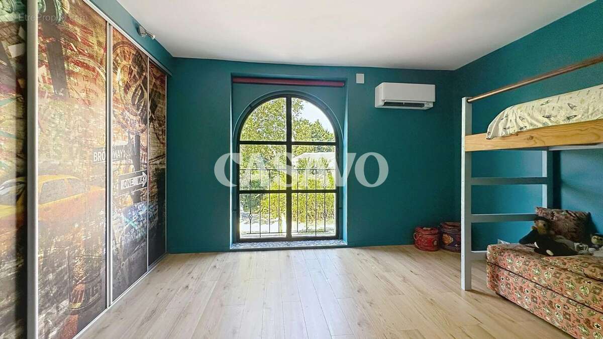 Vente Maison 5 pièces de 162m² - 13200 Arles - photo 18