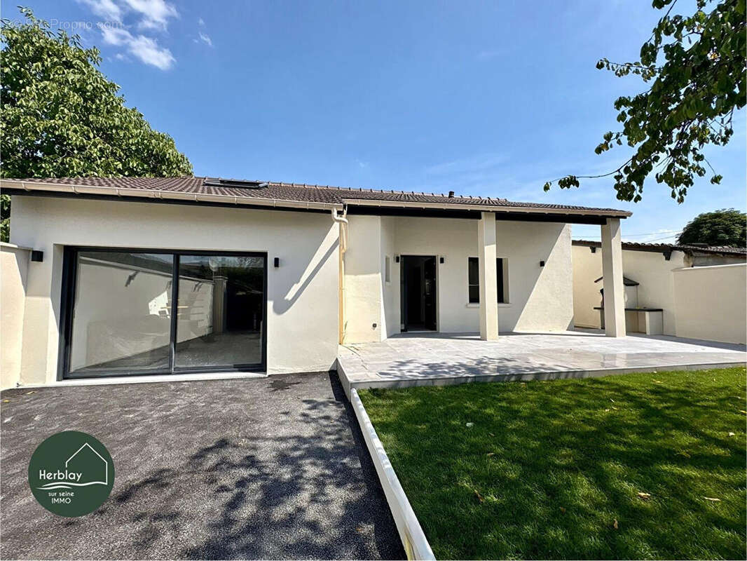 Maison - Quartier des Femmes Savantes - 124 m² surface utile - photo 14