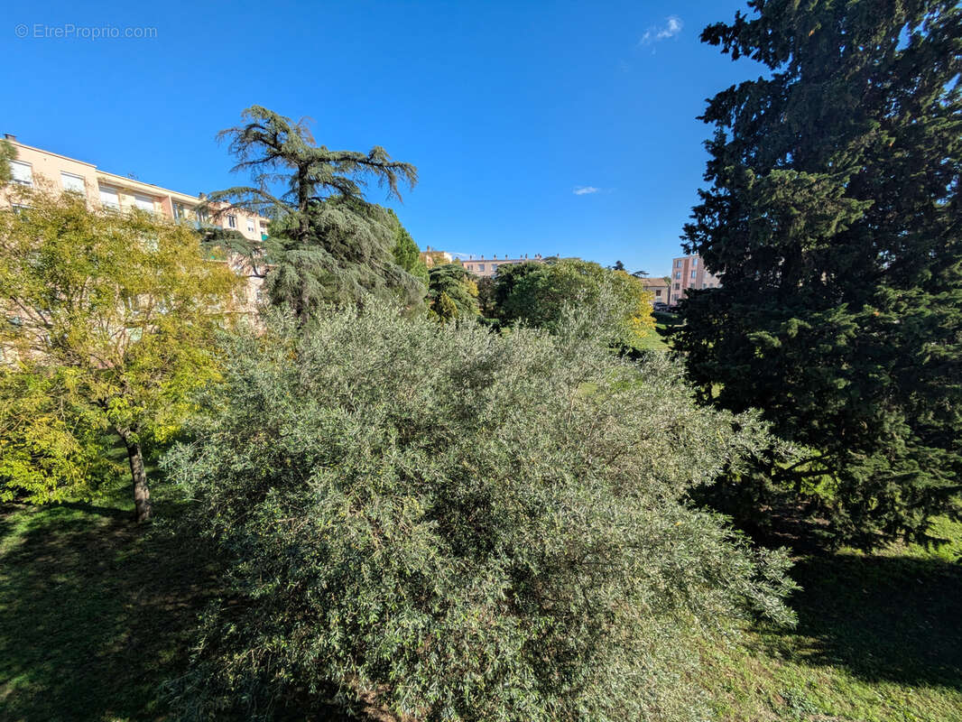 Appartement à PONT-SAINT-ESPRIT