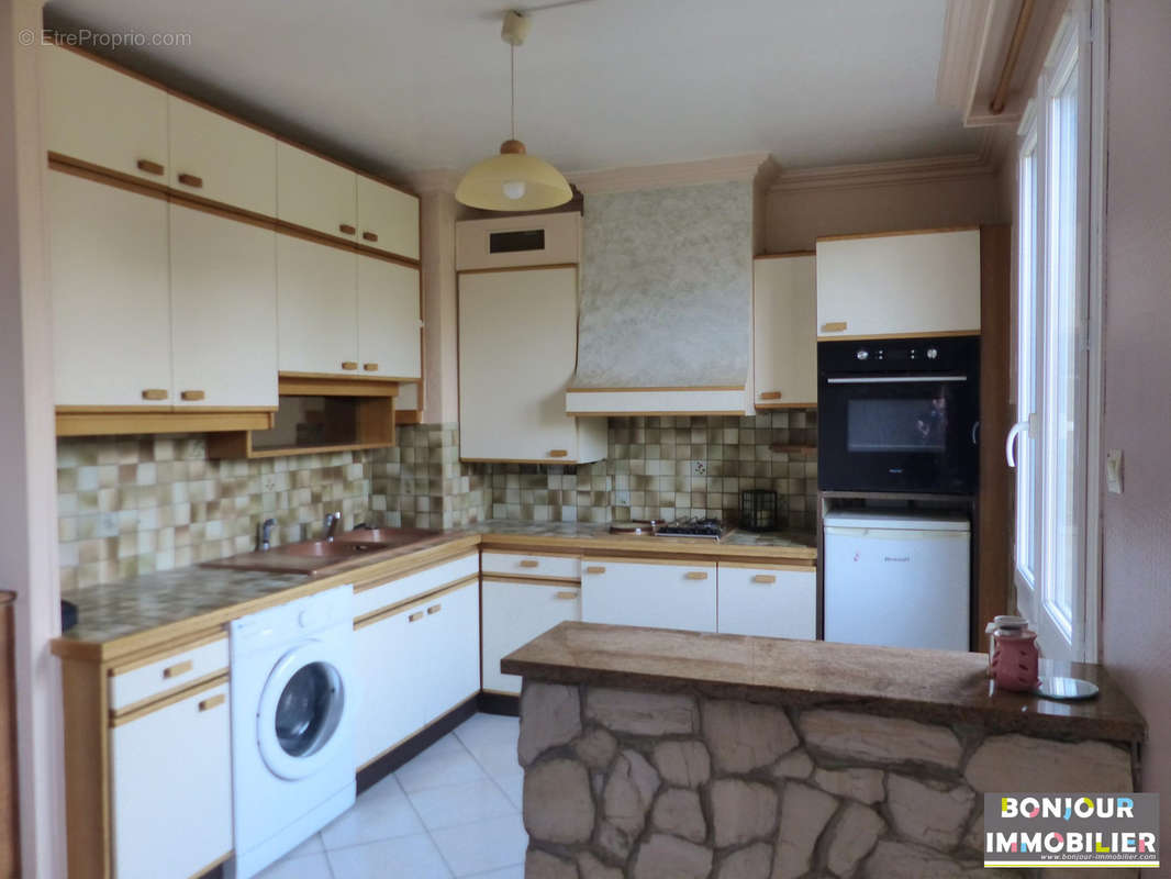 Appartement à FONTAINE