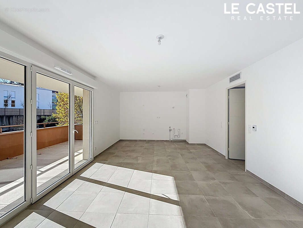 Appartement à MARSEILLE-11E