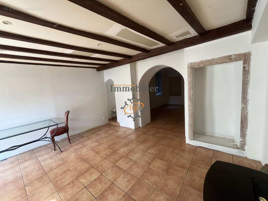 Vente Maison de ville St Affrique centre ville. - photo 4