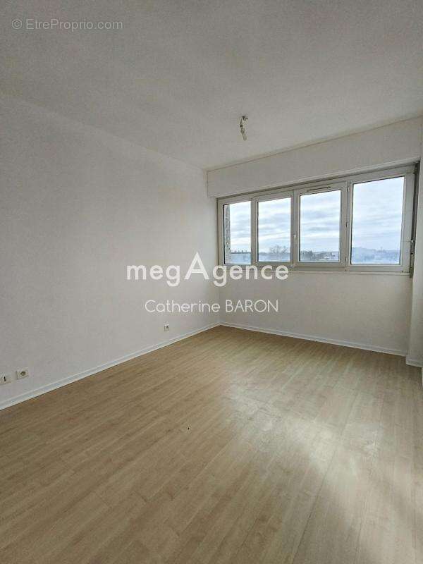 Appartement à COGNAC