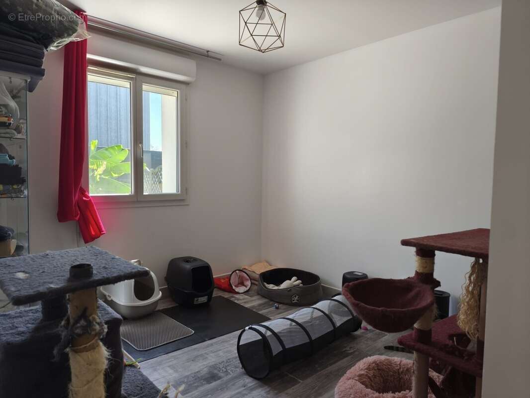 Maison 92 m² à Attignat  - photo 4