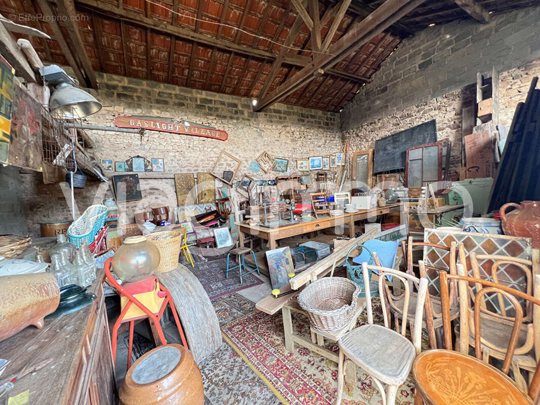 Maison à LA CLAYETTE