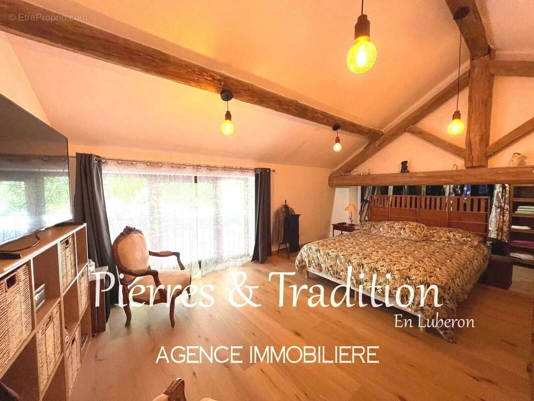 Appartement à APT