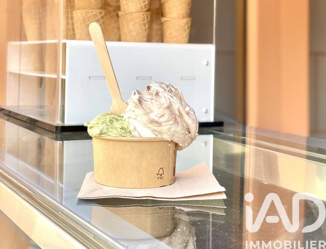 Photo 1 - Commerce à TOULON