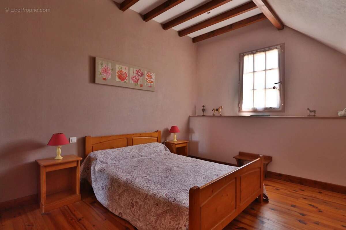 Maison à CROUSEILLES