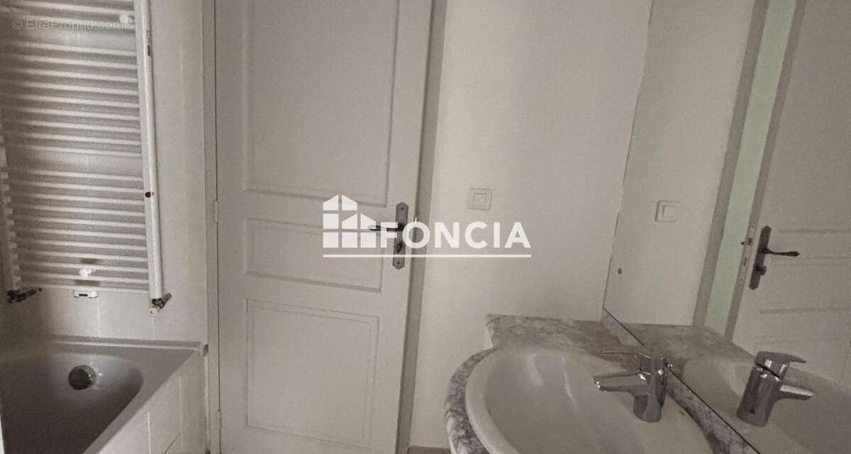 Appartement à APT