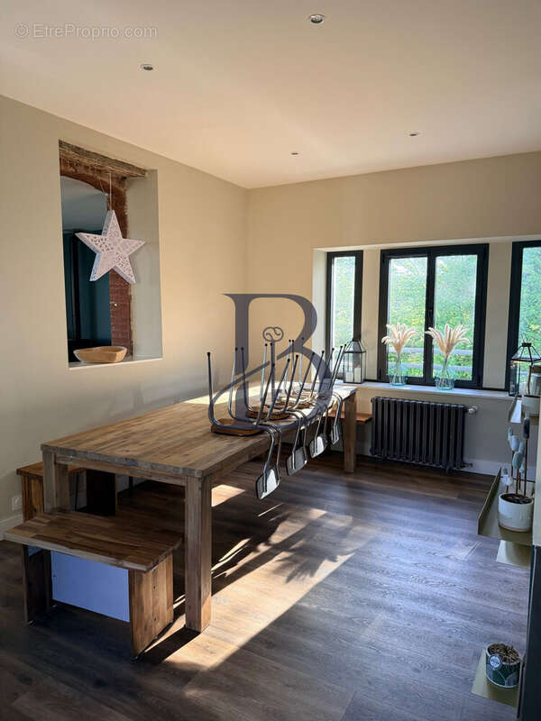 Maison à DONVILLE-LES-BAINS