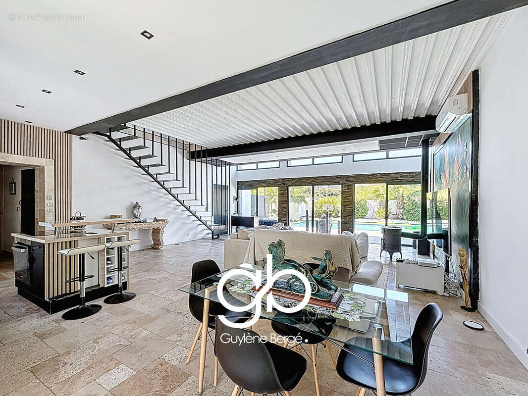 Maison à SAINT-AUNES