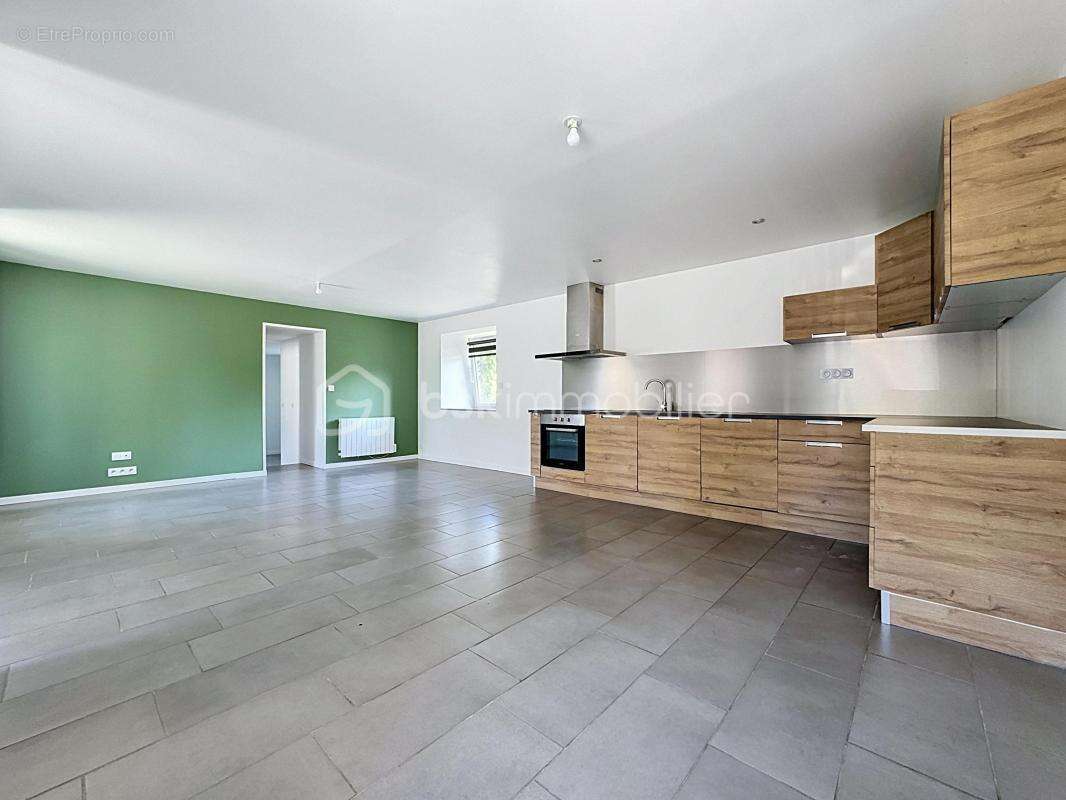 Maison rénovée avec autonomie de plain-pied - photo 2