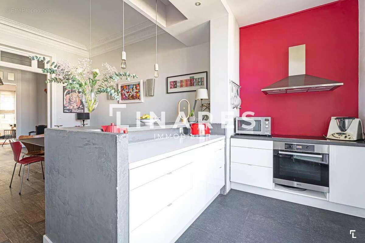 Appartement à MARSEILLE-8E