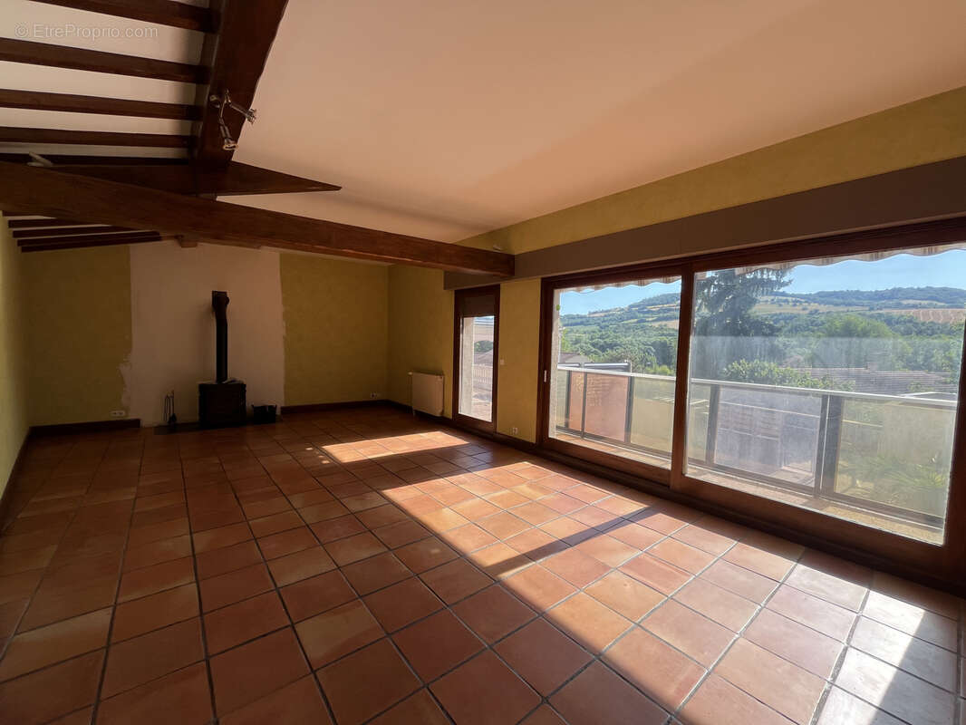 Maison à PONT-DU-CHATEAU