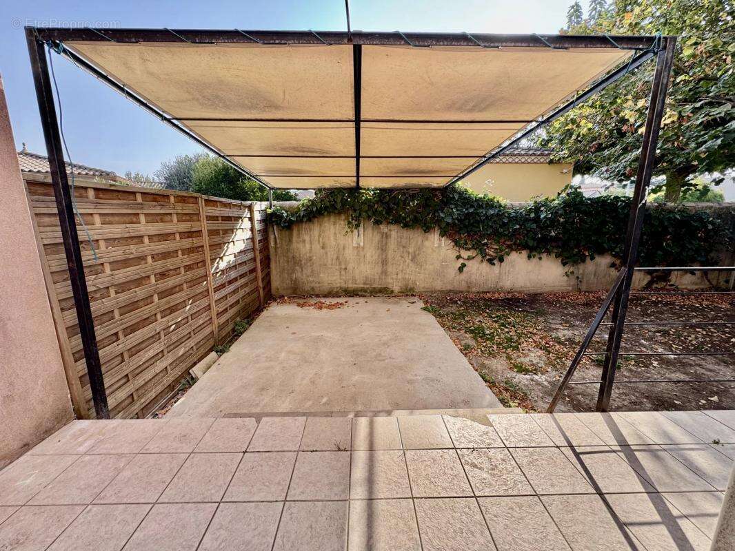 Maison à BOUILLARGUES