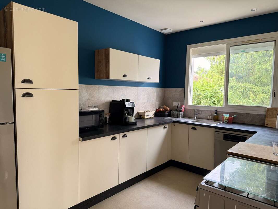 Maison 113 m² à Cozes  - photo 8