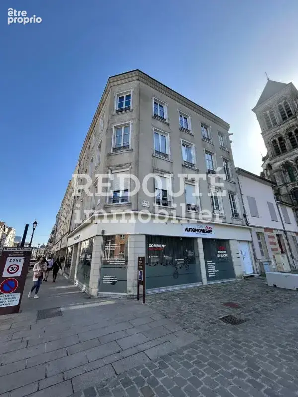 A vendre local commercial hyper centre chalons en champagne - photo 2