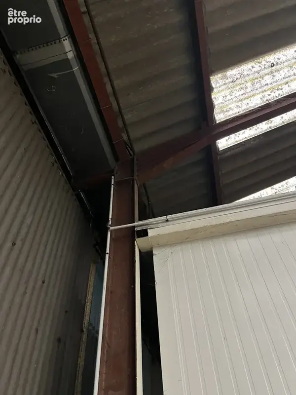 Bâtiment de 780.00 m2 sur une parcelle de 2926 m2 - photo 6