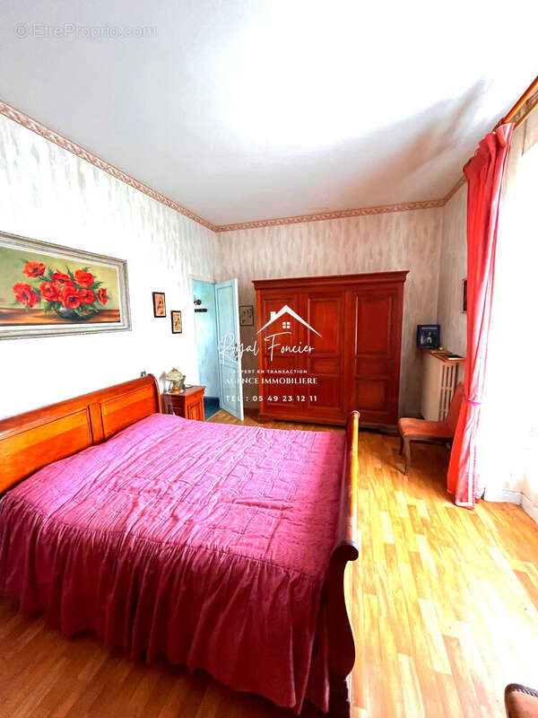 Chambre RDC - Maison à LOCHES