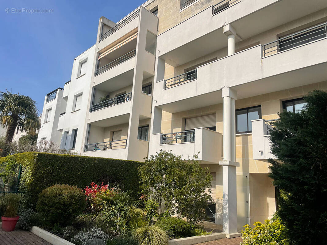 Appartement à GARCHES