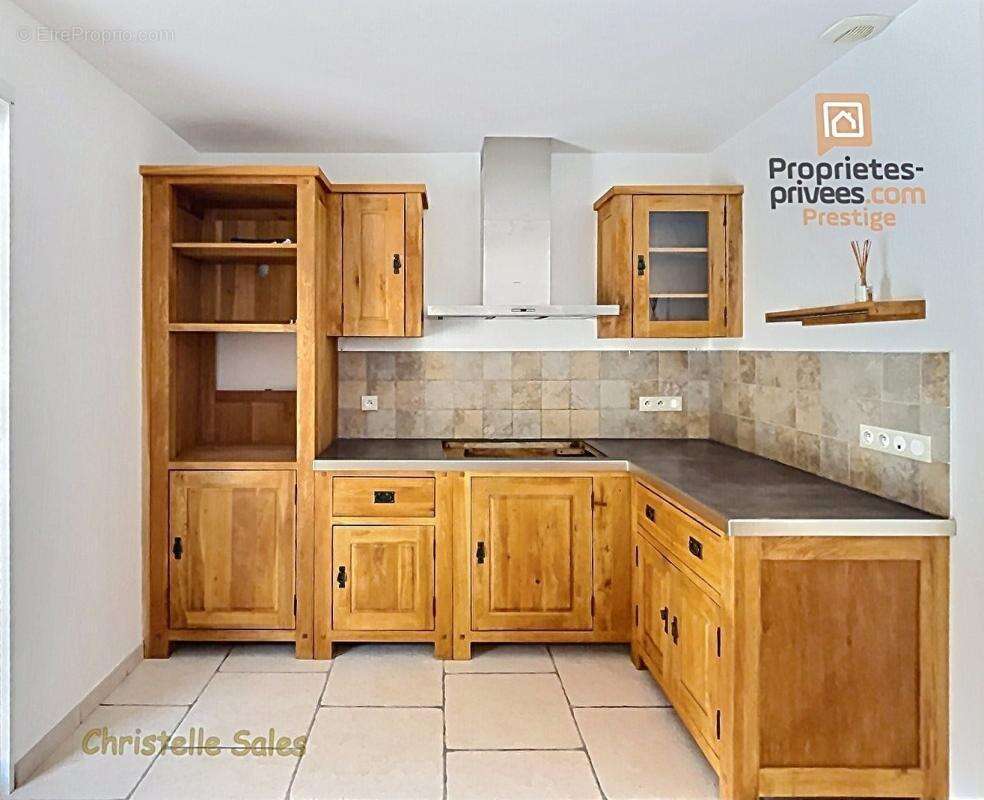 Villa  4 pièce(s) de plain-pied 135 m2 AVEC GARAGE ET PISCINE - photo 8