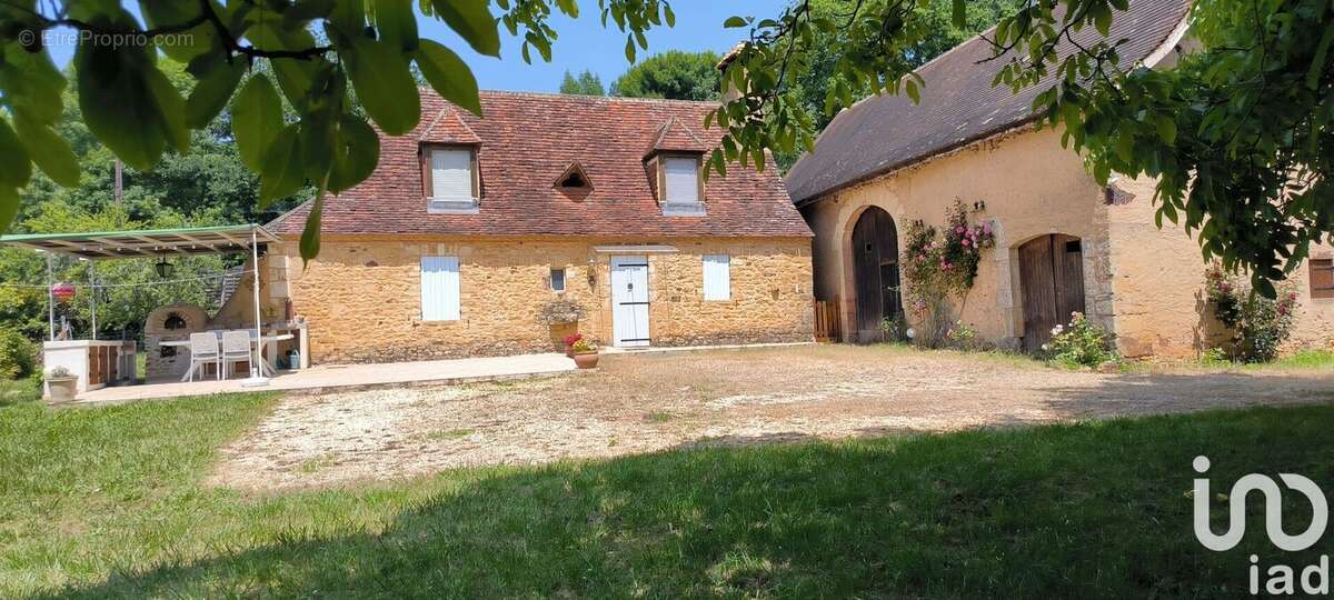 Photo 7 - Maison à SAINT-CHAMASSY