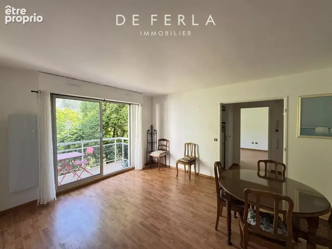 Appartement à MONTROUGE