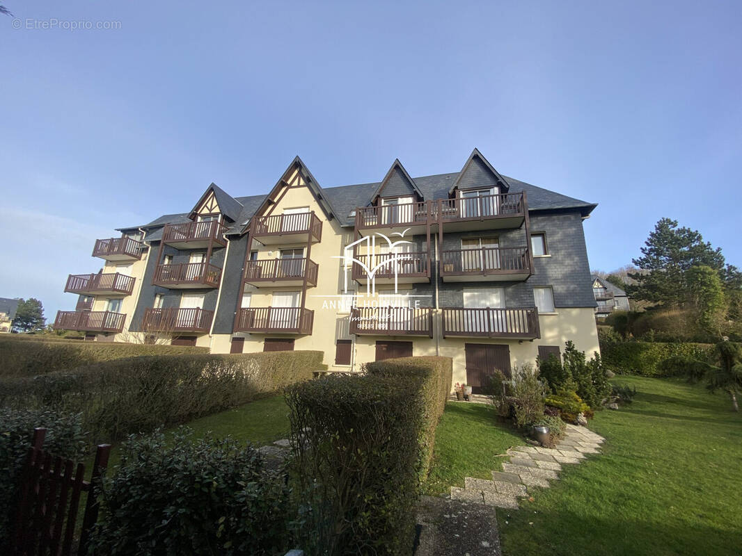 Appartement à BENERVILLE-SUR-MER